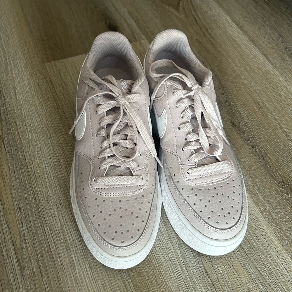 Nike Court Vision Alta Sneaker Women’s Size 8